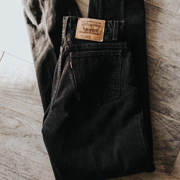 Vintage Levi’s Black Denim High Waist Jeans - Picture 3 of 10